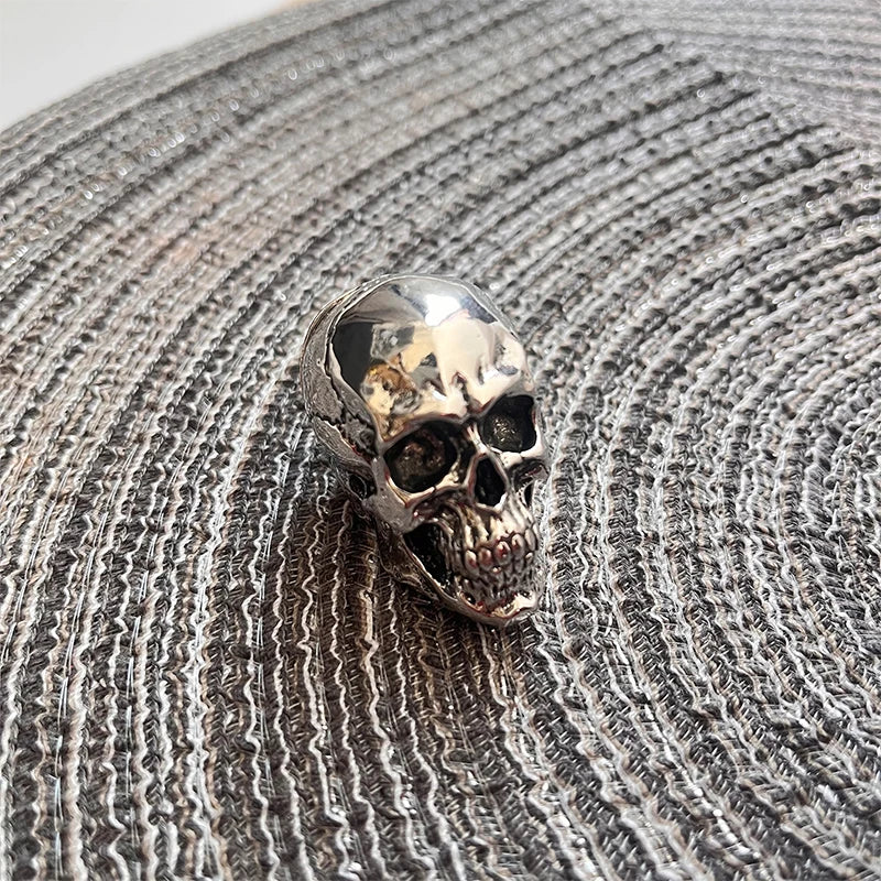 Demon Skull Key Pendant – Universal Metal Skull Key Cover. Badass skull accessories. Unique Valentine gifts for him. Unique Anniversary gift for him. Unique Anniversary gift for my badass husband. Unique Badass Birthday gift for my badass boyfriend. Badass Birthday gift for my badass husband. Badass gift for bikers. Skull key cover for Honda. Key cover for motorcycles.