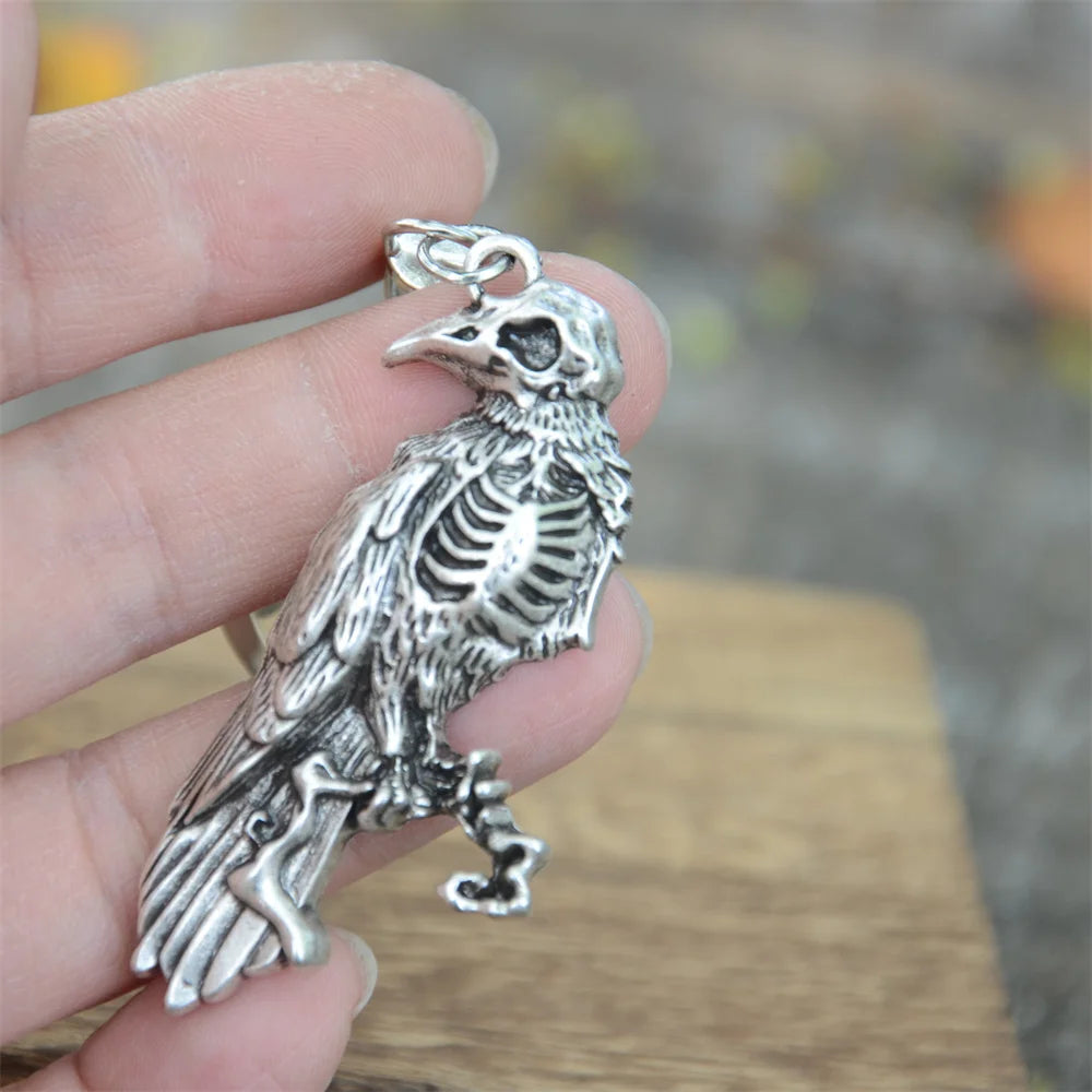 Gothic Raven Skull Keychain – Punk Rock Crow Skeleton Key Holder. Skull earrings for her. Badass gifts for her. Badass gothic birthday gifts. Unique Badass Christmas gifts for badasses. Badass biker skull earrings. Badass Biker skull jewelry. Badass skull jewelry. Badass skull accessories. Unique Valentine gifts for her. Unique Anniversary gift for her. Unique Anniversary gift for my badass husband. Unique Badass Birthday gift for my badass girlfriend. Badass Birthday gift for my badass wife.