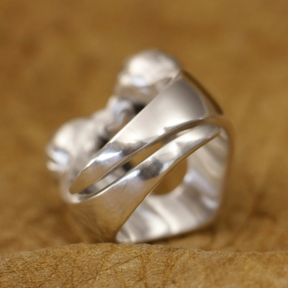 Love Forever Skulls Heart Ring 925 Sterling Silver for Men and Women. Badass gifts for her. Badass gothic birthday gifts. Unique Badass Christmas gifts for badasses. Badass biker skull earrings. Badass Biker skull jewelry. Badass skull jewelry. Badass skull accessories. Unique Valentine gifts for her. Unique Anniversary gift for her. Unique Anniversary gift for my badass husband. Unique Badass Birthday gift for my badass girlfriend. Badass Birthday gift for my badass wife.Unique Badass birthday gifts. Uniqu