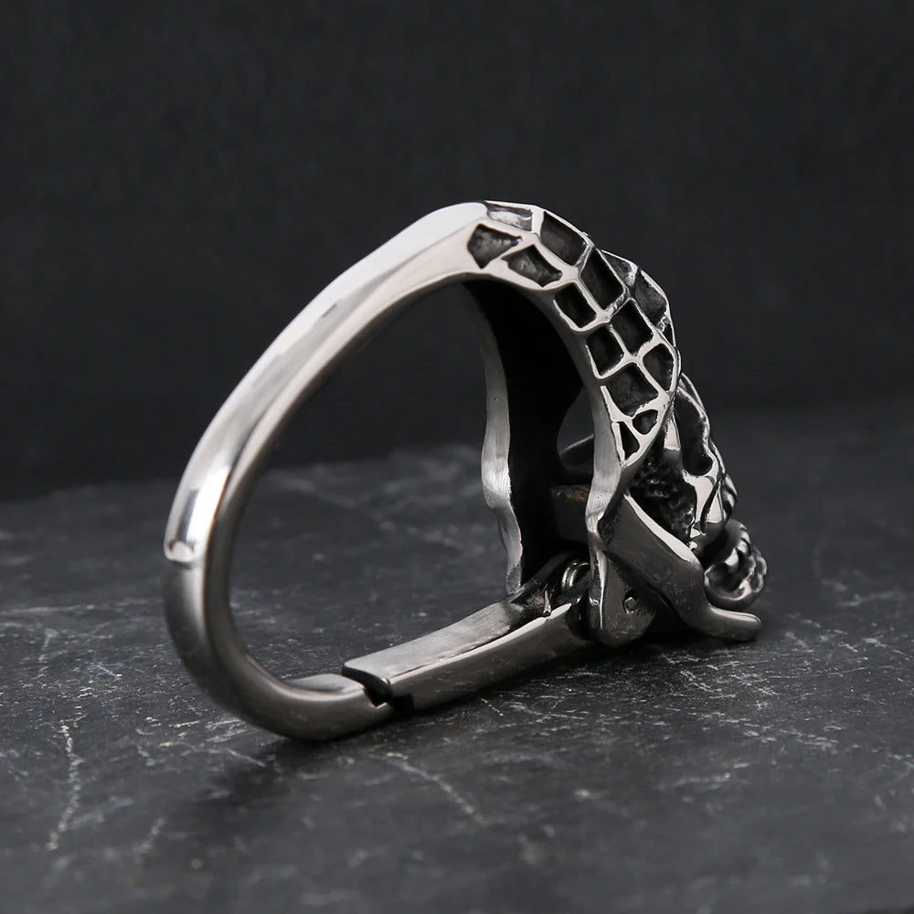 Antique Stainless Steel Clasp Skull Keyring. Badass gifts for badass. Badass birthday gifts. Badass Christmas gifts for badasses. Badass skull accessories. Valentine gifts for him. Anniversary gift for him. Anniversary gift for my badass husband. Badass Birthday gift for my badass boyfriend. Badass Birthday gift for my badass husband.