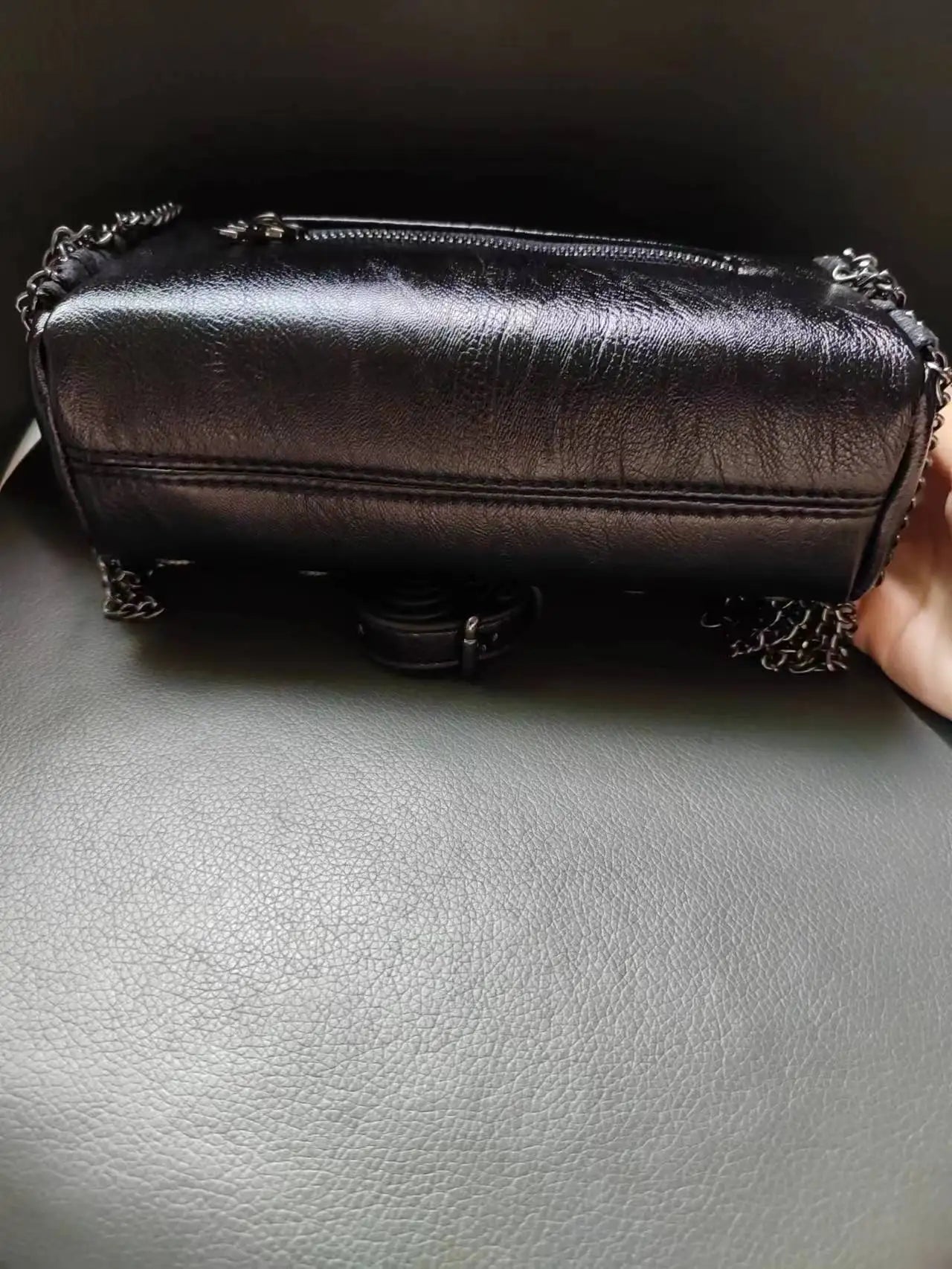 2024 High-Quality Party Punk Skull Crossbody Bag - Girls' Messenger Handbag. Birthday gift for a gothic lady. Party handbag for women. Halloween party bag. Christmas party bag for cool girls. Christmas gift for a gothic girl. Unique Skull handbag for party.