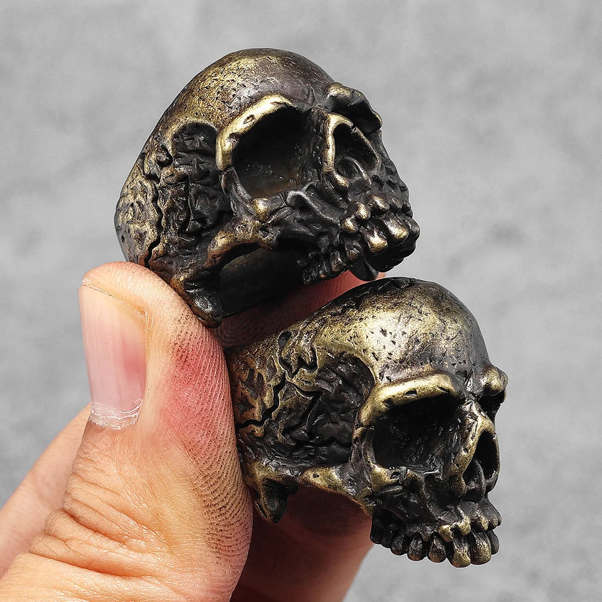 Copper Conquest Skull Ring – Unisex Brass Punk Gothic Vintage Jewelry. Badass gifts for badass. Badass birthday gifts. Badass Christmas gifts for badasses. Badass skull accessories. Valentine gifts for him. Anniversary gift for him. Anniversary gift for my badass husband. Badass Birthday gift for my badass boyfriend. Badass Birthday gift for my badass husband. Badass gift for bikers.