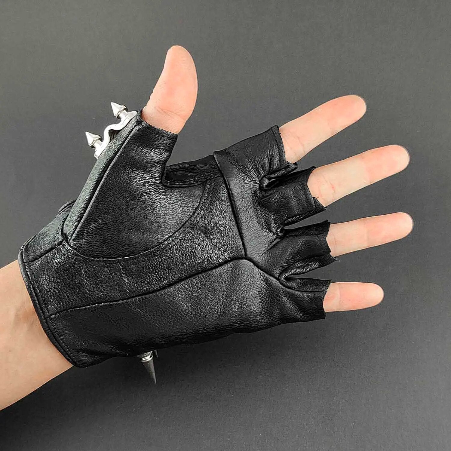 Rivet Leather Skull Trucker Motorcycle Fingerless Gloves for Men. Badass biker skull gloves. Badass biker gloves. Biker gloves.