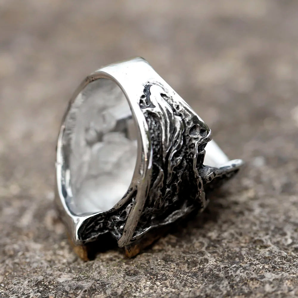 Thunderstrike Skull Ring – Bold Biker Jewelry with Lightning Bolt for Men & Women