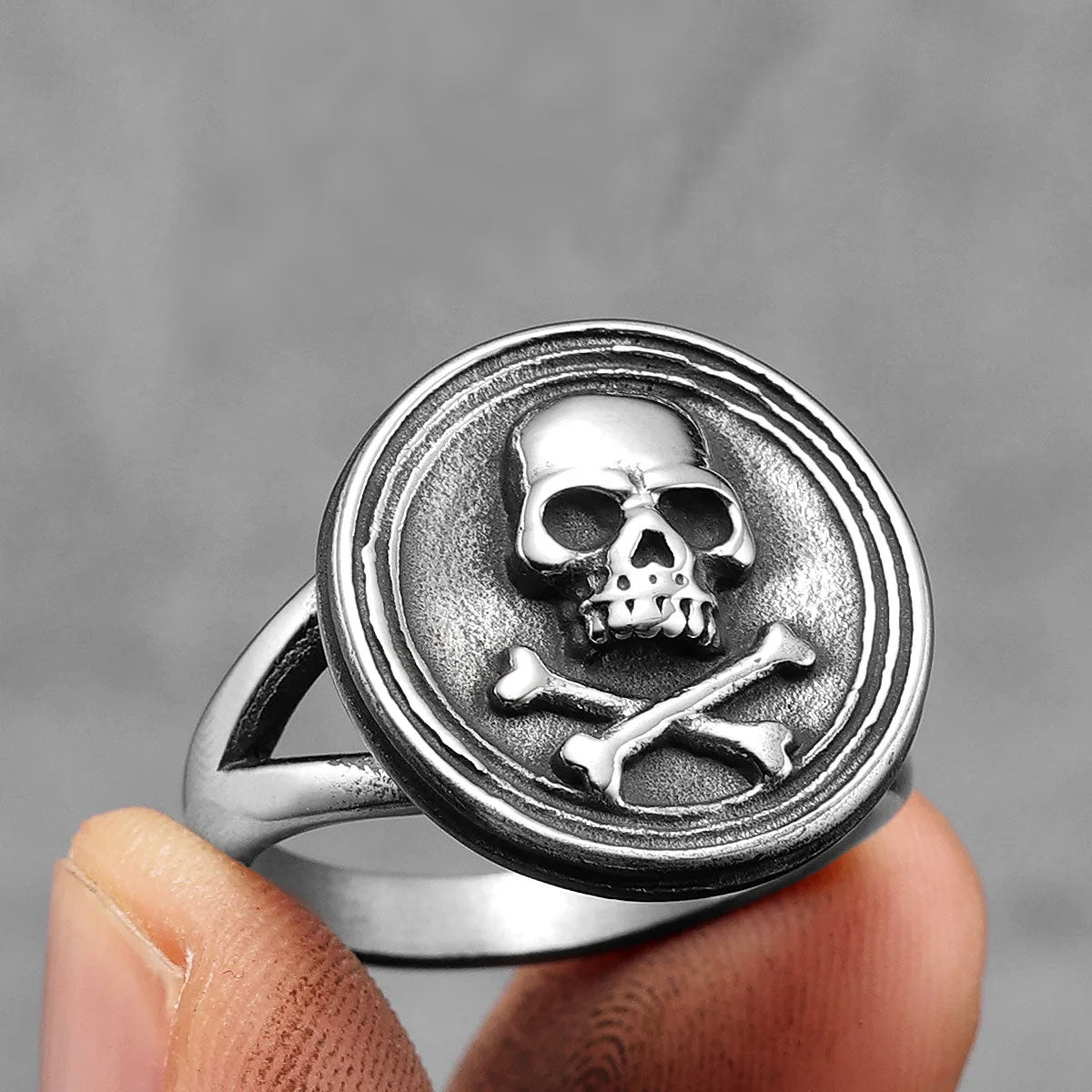 Pirate Skull with Crossing Swords Ring. Skull rings for men. Badass gifts for badass. Badass birthday gifts. Badass Christmas gifts for badasses. Badass skull accessories. Valentine gifts for him. Anniversary gift for him. Anniversary gift for my badass husband. Badass Birthday gift for my badass boyfriend. Badass Birthday gift for my badass husband. Pirate skull rings.