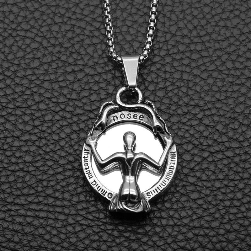 Vintage Magic Mirror Skull Pendant Necklace, badass skull jewelry, badass skull accessories