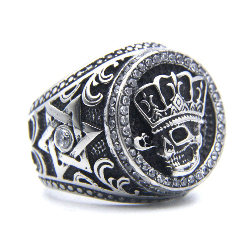 Retro Solid Clear Stone Crown Skull Ring. Bass skull ring. Badass biker skull ring. Badass skull accessories. Badass biker jewelry.