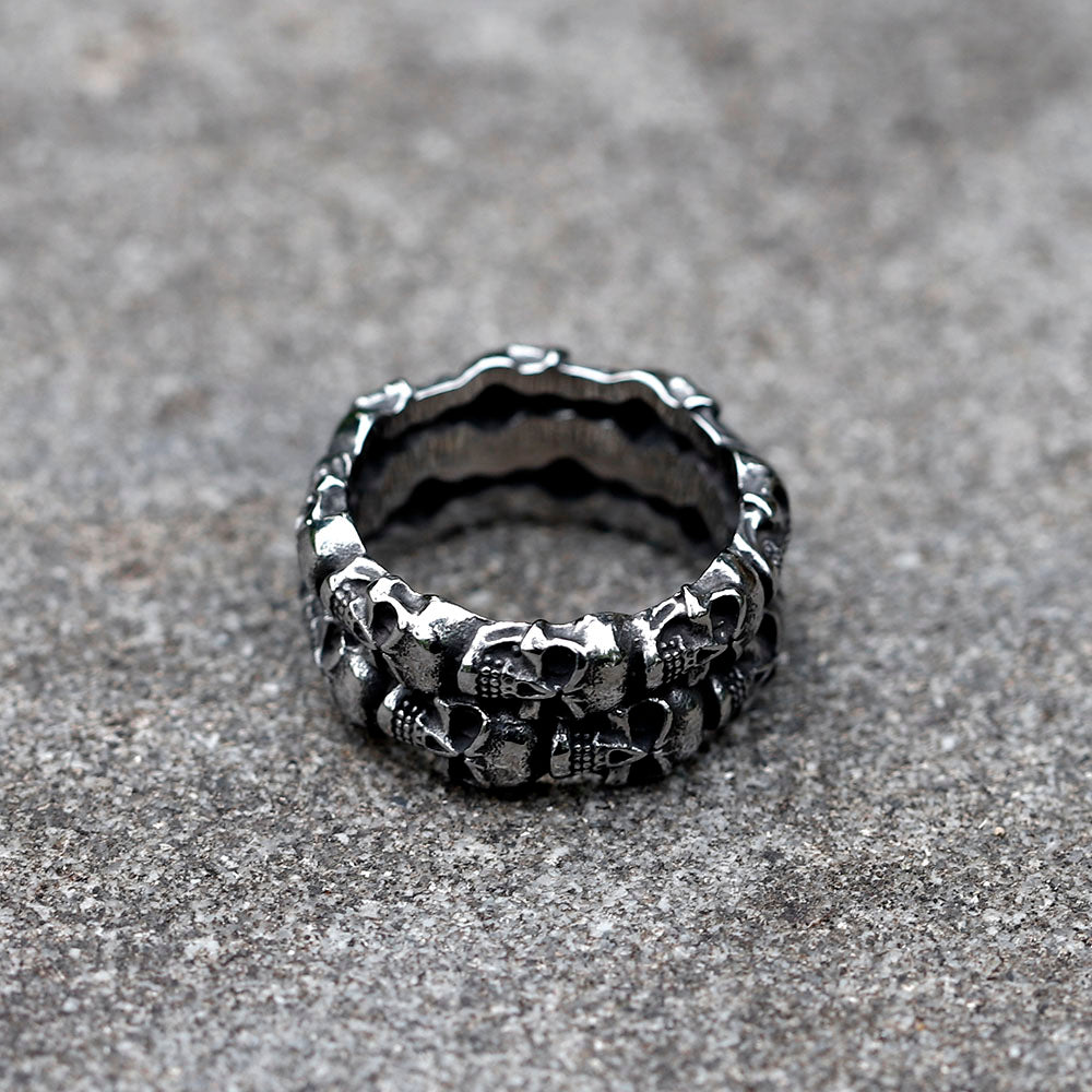 316L Stainless Steel Charming Skull Rings with no stone. Christmas gift for biker. Christmas gift for badass. Badass skull ring, badass skull accessories.