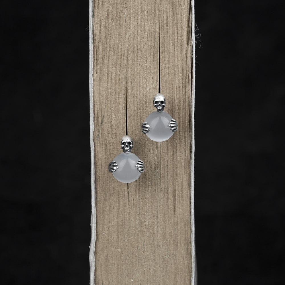 925 Sterling Silver Creative Retro Skull Stud Earring, one piece, one pair