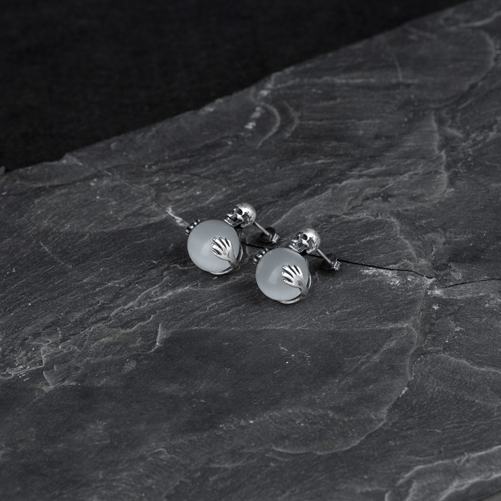 925 Sterling Silver Creative Retro Skull Stud Earring, one piece, one pair