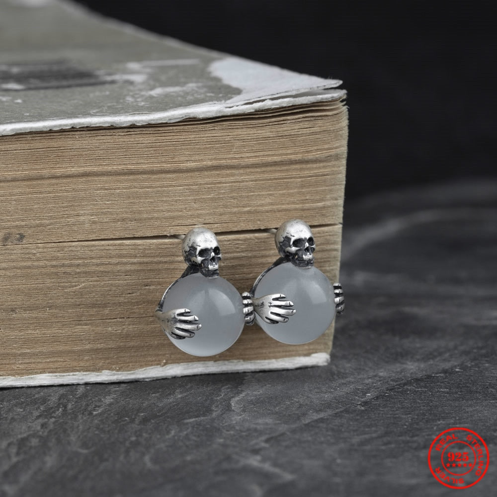 925 Sterling Silver Creative Retro Skull Stud Earring, one piece, one pair