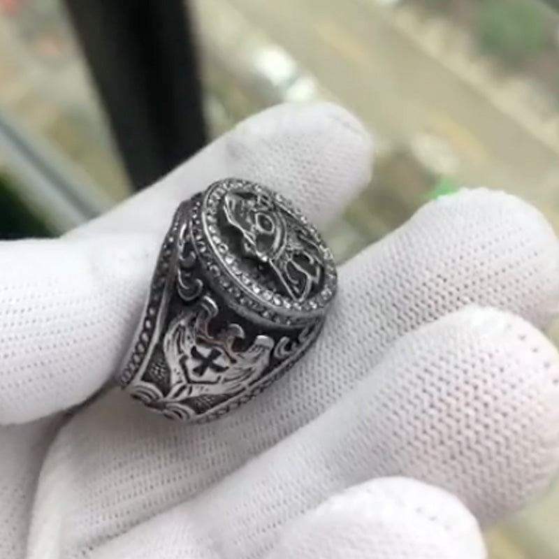 Retro Solid Clear Stone Crown Skull Ring. Bass skull ring. Badass biker skull ring. Badass skull accessories. Badass biker jewelry.
