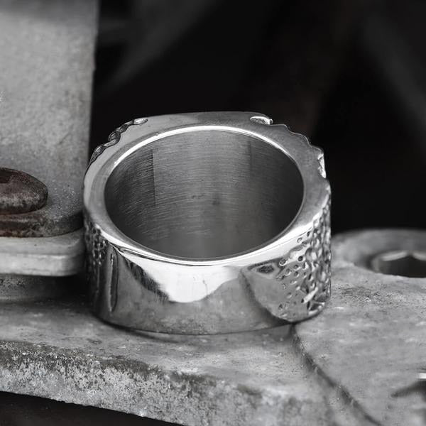 Unique Domineering 316L Stainless Steel Skull Ring