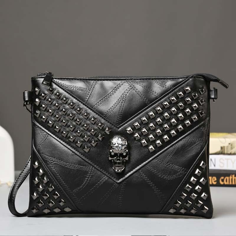 Men Rivet Day Clutches Skull Messenger Bag
