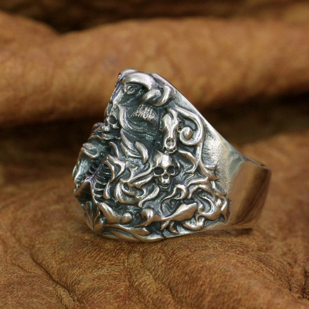 925 Sterling Silver Dark Banshee Skull Ring