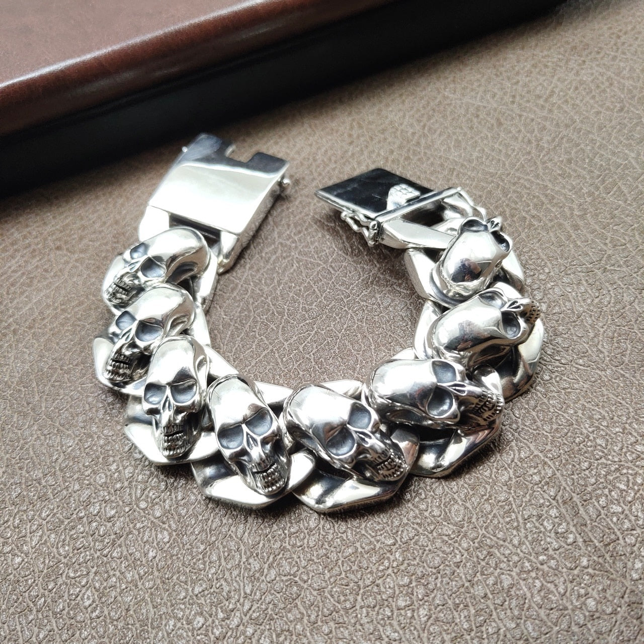Solid 925 Pure Silver Biker Skull Bracelet. Badass bracelet for men. Cool gift for cool man. Badass gift for bikers. Badass jewelry. Badass biker skull jewelry. Badass skulll accessories. Badass gift for badass. Badass skull accessories. Badass skull jewelry. Christmas gift for badass. Christmas gift for bikers. Christmas gifts for tattoo artists.