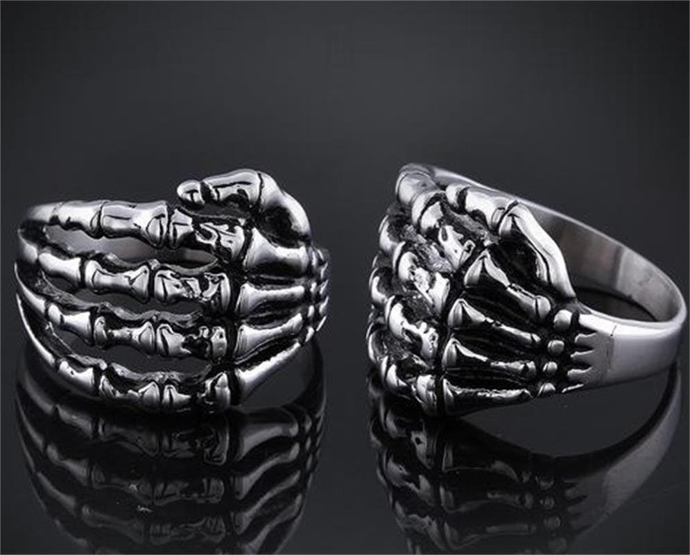 Silver Skull Fingers Ring
