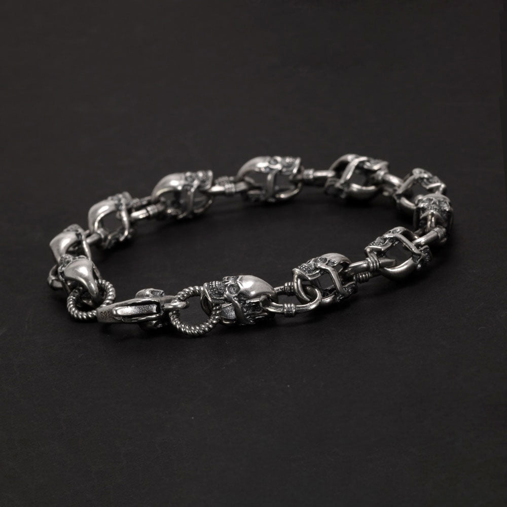 925 Sterling Silver Skull Chain Bracelet - Gothic Street Rock Jewelry for Men and Women. Badass skull bracelets. Badass skull jewelry. Badass skull accessories.