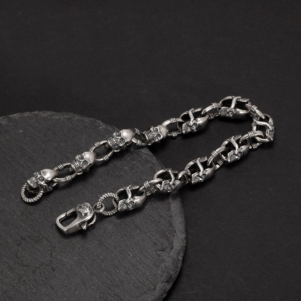 925 Sterling Silver Skull Chain Bracelet - Gothic Street Rock Jewelry for Men and Women. Badass skull bracelets. Badass skull jewelry. Badass skull accessories.