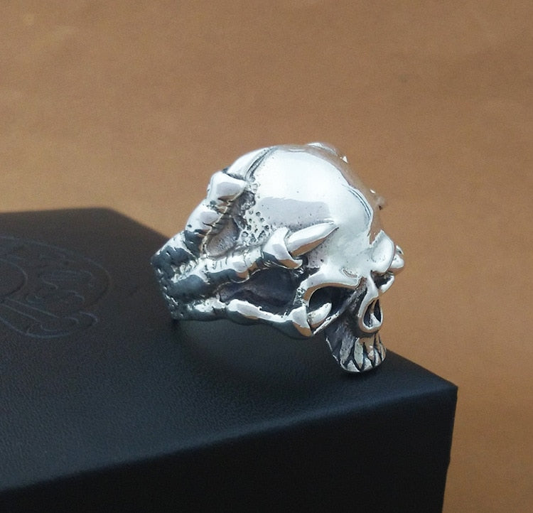 925 Silver Power-Paw-Skull Ring - Cool Punk Jewelry for Men. Skull ring for men. skull ring for women. badass skull rings. badass skull jewelry. badass skull accessories. badass Christmas gifts. Badass birthday gifts. Badass Valentine's gift. Badass Anniversary gifts.