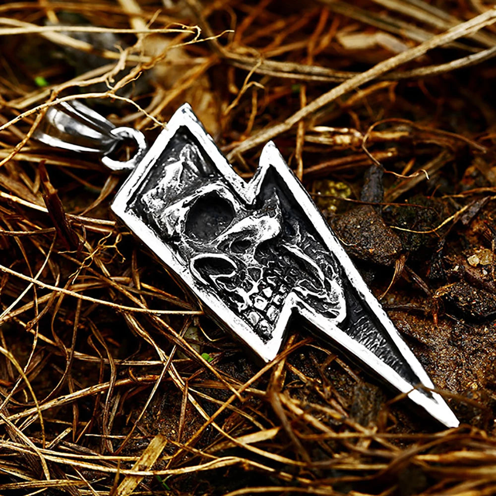 Hellfire Skull Pendant – Vintage Gothic Demon Skull Pendant for Badass Biker Style. Unique Badass birthday gifts. Unique Badass Biker Christmas gifts for badasses. Badass skull accessories. Unique Valentine gifts for him. Unique Anniversary gift for him. Unique Anniversary gift for my badass husband. Unique Badass Birthday gift for my badass boyfriend. Badass Birthday gift for my badass husband. Badass gift for bikers.