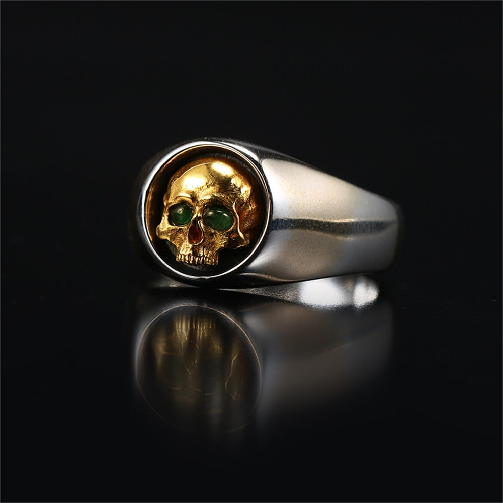 Resizable Vintage Green Zircon Skull Ring. Skull ring for men, skull ring for women. Badass skull jewelry. Badass skull accessories.