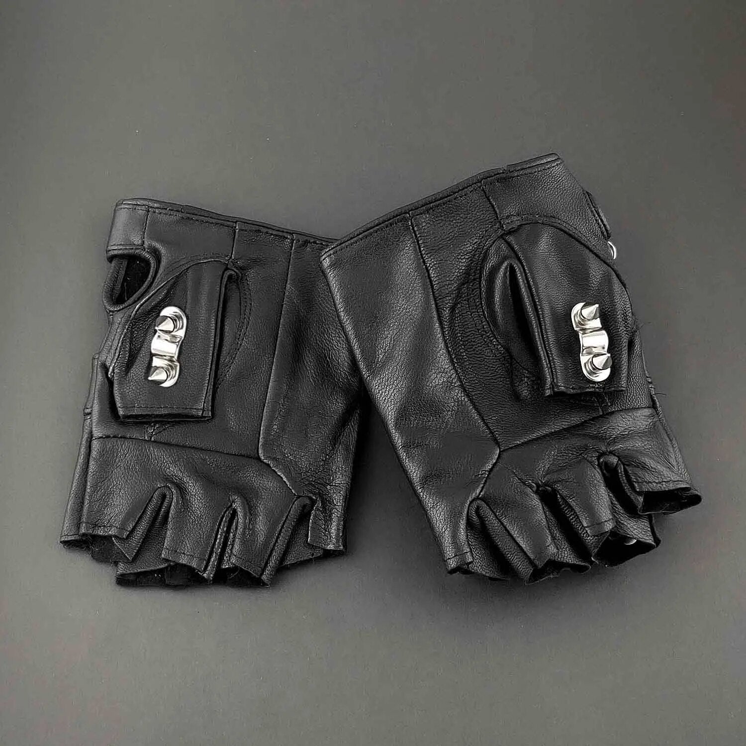 Rivet Leather Skull Trucker Motorcycle Fingerless Gloves for Men