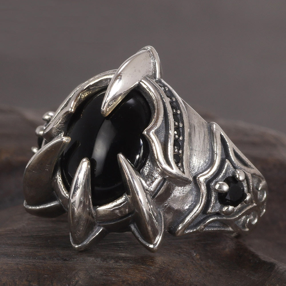 Adjustable Retro Hip Hop Black Agate Paw Ring for Men. Badass skull ring. Skull ring for men. Badass skull jewelry. Badass biker jewelry. badass skull accessories.