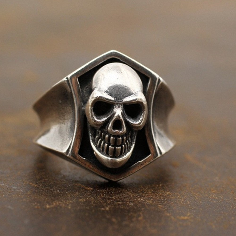 Retro Smiley Face Smiling Skull Ring - Handmade S925 Sterling Silver. Badass biker skull rings. Badass skull rings. Badass skulll jewelry. Badass skull accessories.