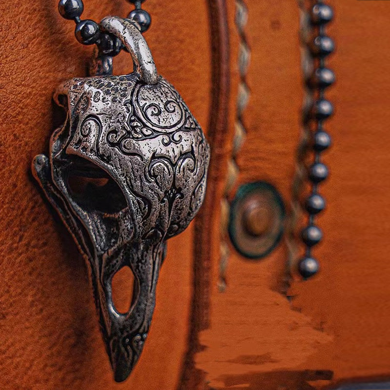 Charm Dark Crow Skull Pendant Necklace