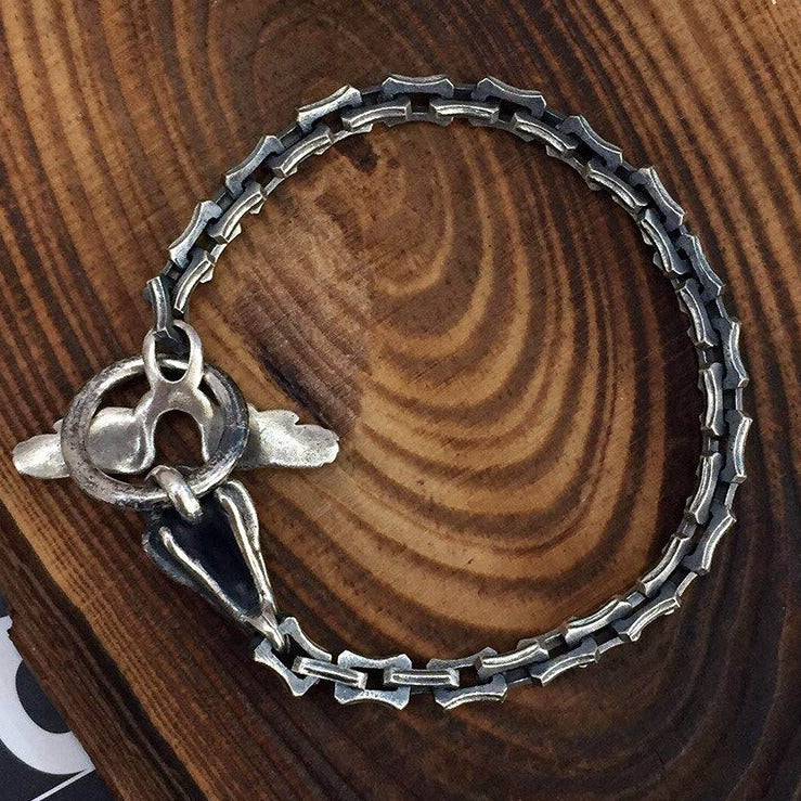 925 Sterling Silver Handmade Crow Skull Bracelet. Badass bracelet for men. Cool gift for cool man. Badass gift for bikers. Badass jewelry. Badass biker skull jewelry. Badass skulll accessories. Badass gift for badass. Badass skull accessories. Badass skull jewelry. Christmas gift for badass. Christmas gift for bikers. Christmas gifts for tattoo artists.