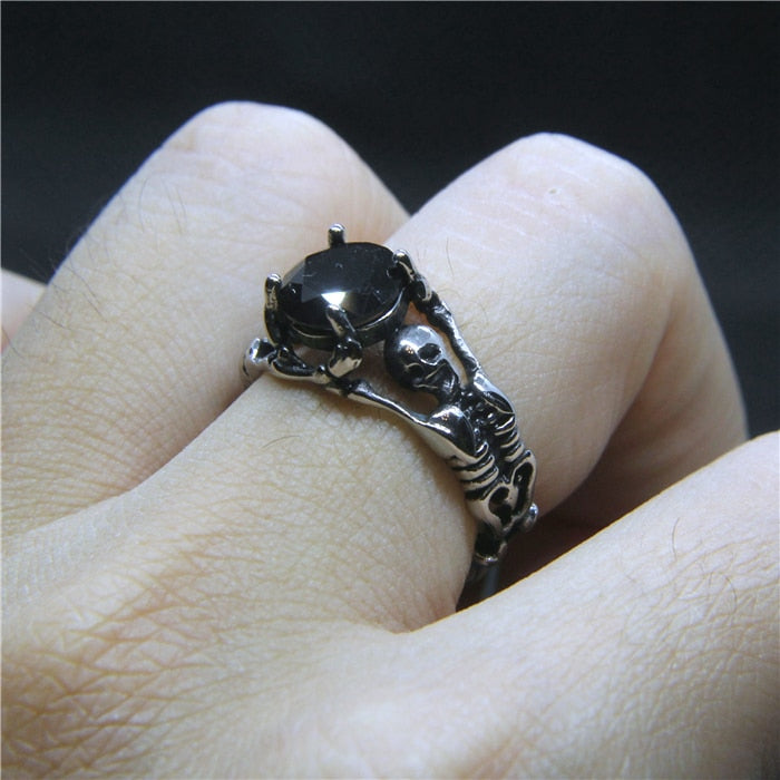 316L Stainless Steel Ladies Cool Black Stone Skull Ring