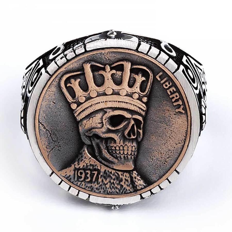 King Skull Silver Ring